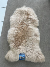 Load image into Gallery viewer, Sheepskin Rug