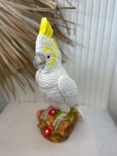 Load image into Gallery viewer, Cockatoo Lamp